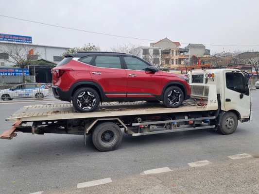 Vì sao nên chọn dịch vụ cứu hộ xe ô tô Ninh Bình chuyên nghiệp?